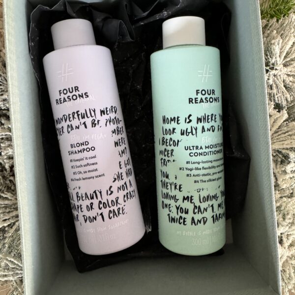 ESSENTIAL BLOND